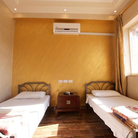 Erasmus Student House By Sunrise Hostel Amman Bagian luar foto